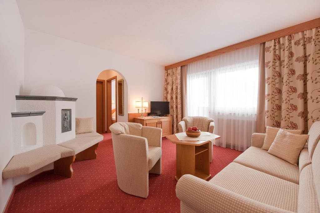 Hotel Jagdhof Bed & Breakfast Обергургл Стая снимка