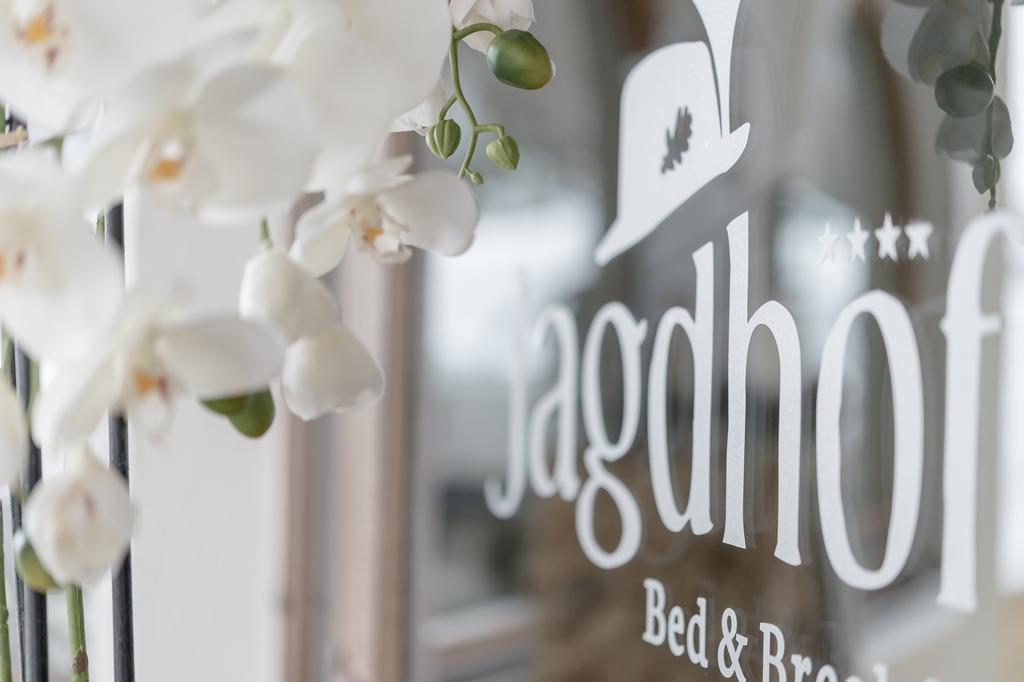 Hotel Jagdhof Bed & Breakfast Обергургл Екстериор снимка