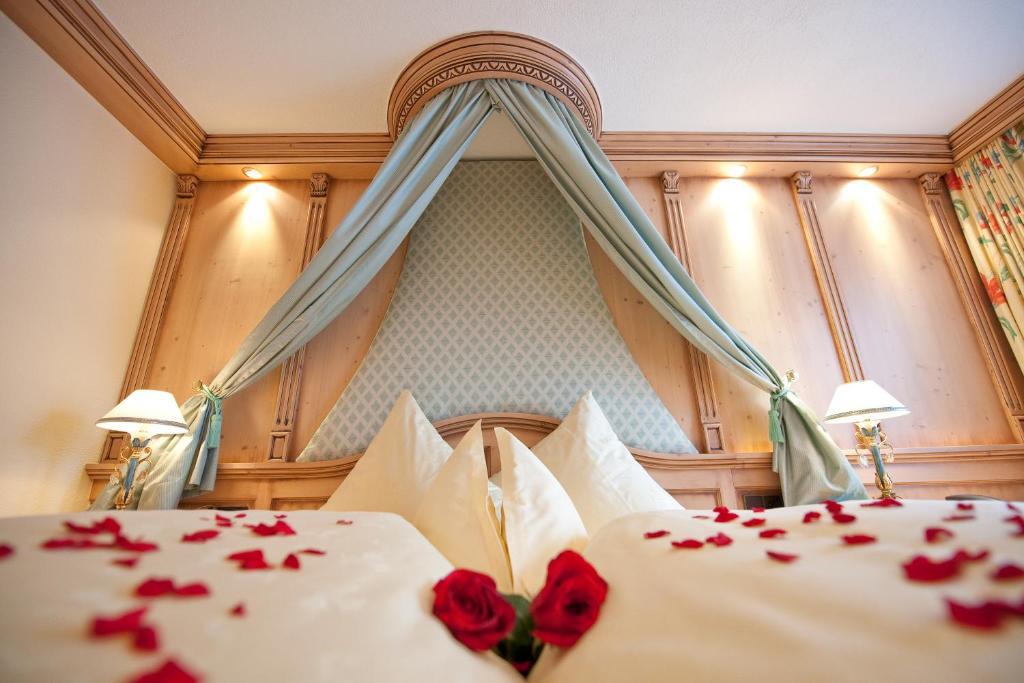 Hotel Jagdhof Bed & Breakfast Обергургл Стая снимка