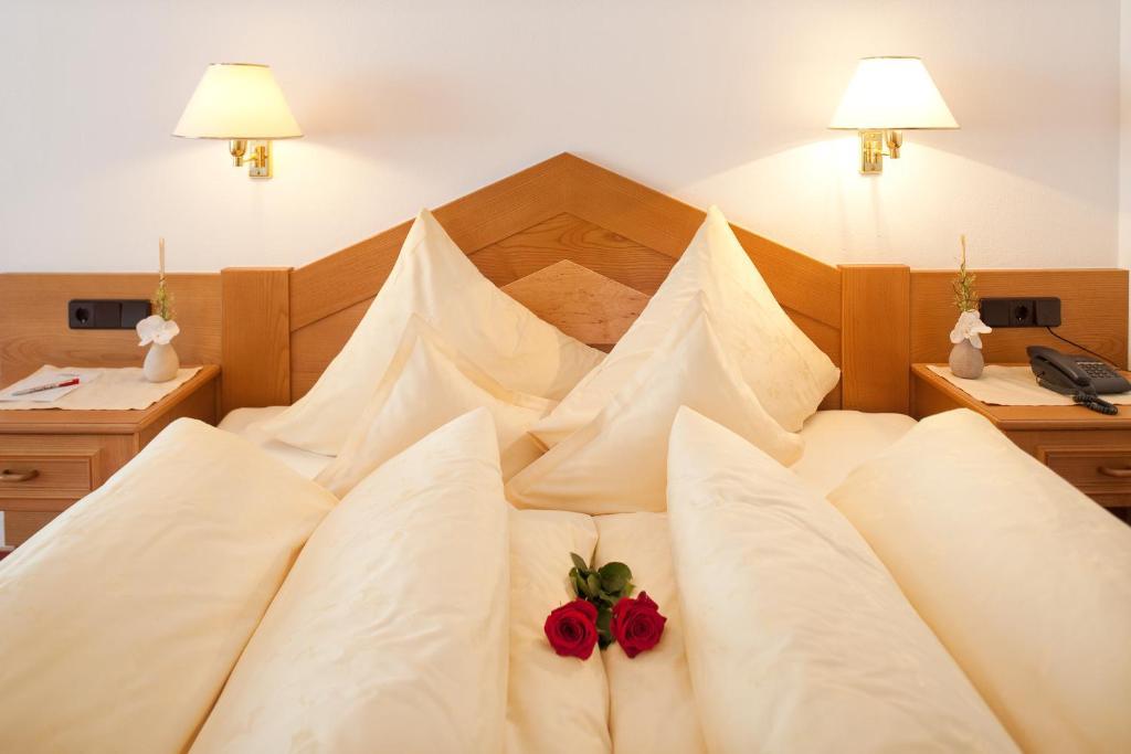 Hotel Jagdhof Bed & Breakfast Обергургл Стая снимка