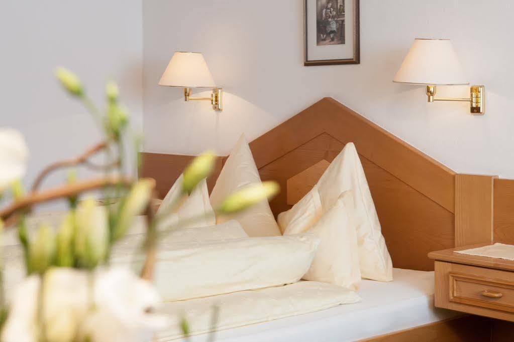 Hotel Jagdhof Bed & Breakfast Обергургл Екстериор снимка